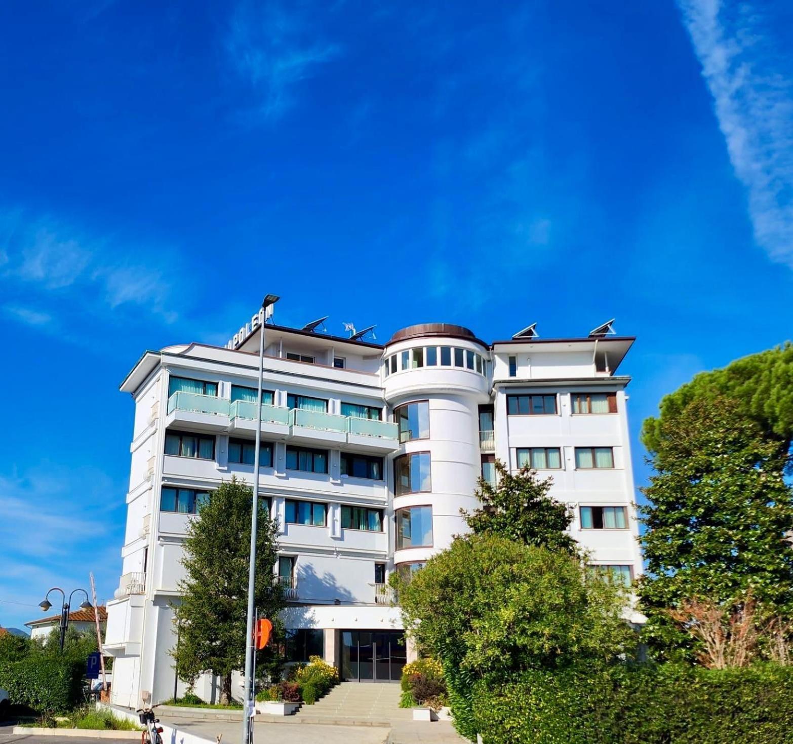 Hotel Napoleon Lucca Exterior photo